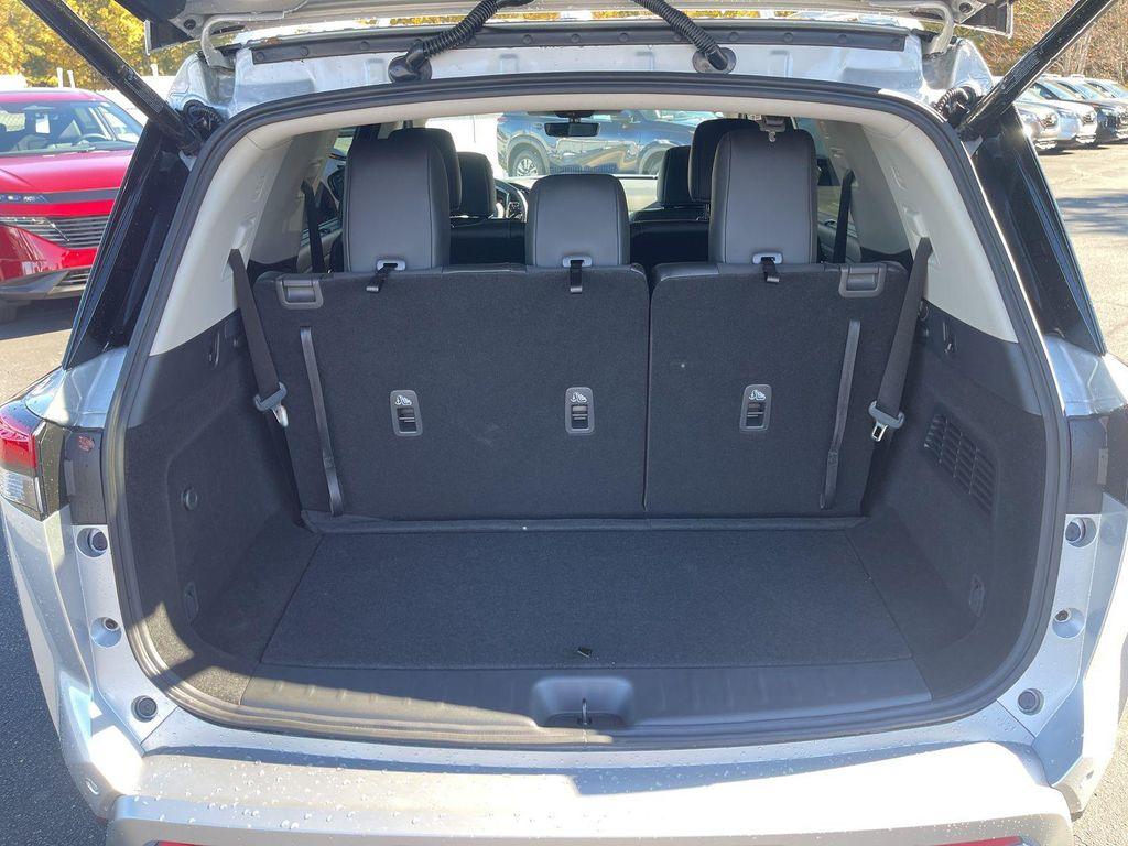 new 2025 Nissan Pathfinder car, priced at $43,794