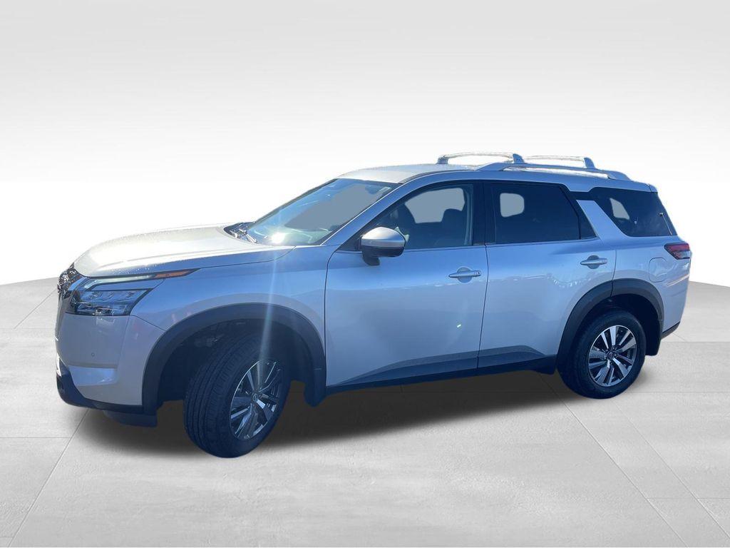 new 2025 Nissan Pathfinder car, priced at $43,794