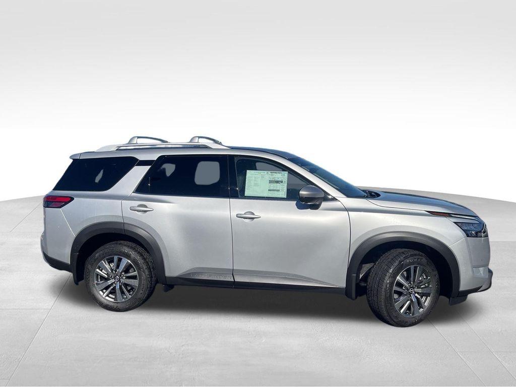 new 2025 Nissan Pathfinder car, priced at $43,794