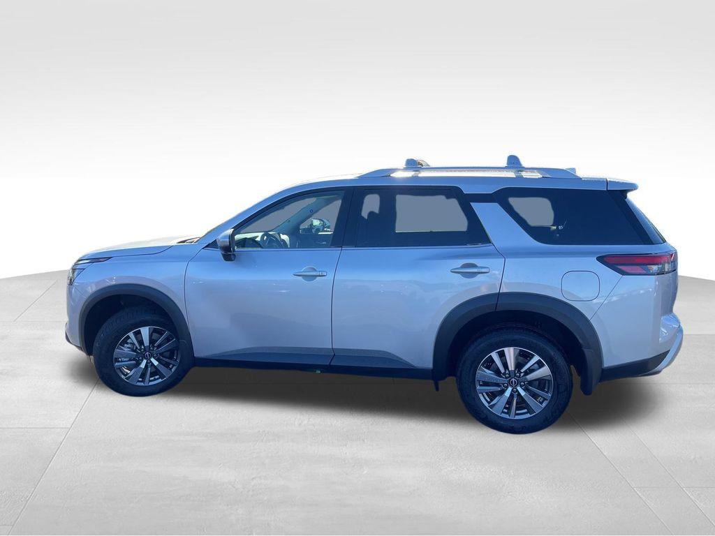 new 2025 Nissan Pathfinder car, priced at $43,794