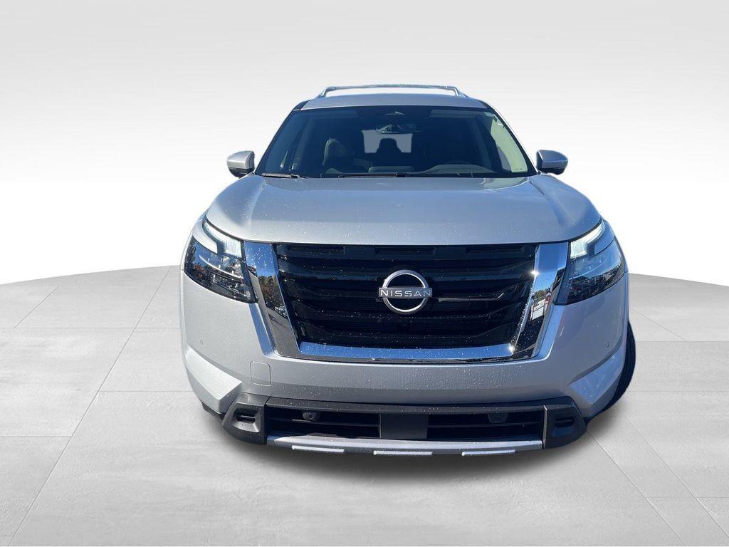 new 2025 Nissan Pathfinder car, priced at $43,794