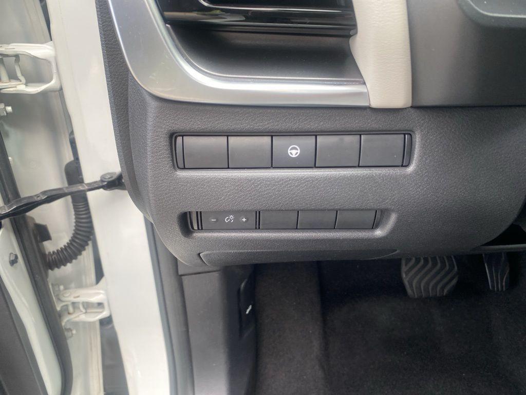 used 2021 Nissan Rogue car, priced at $19,652
