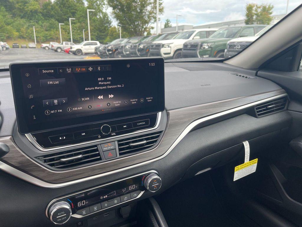 new 2025 Nissan Altima car, priced at $29,356