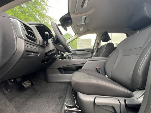 new 2025 Nissan Rogue car, priced at $31,220