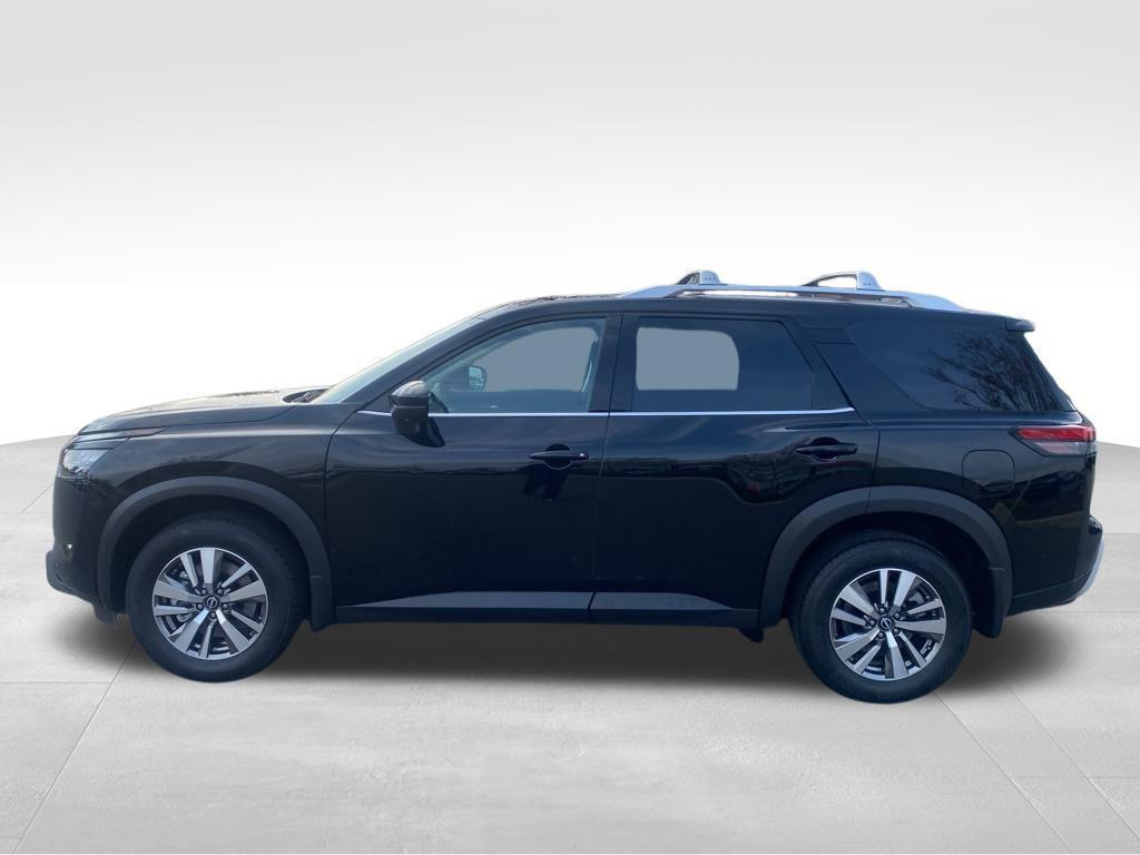 new 2025 Nissan Pathfinder car, priced at $41,236