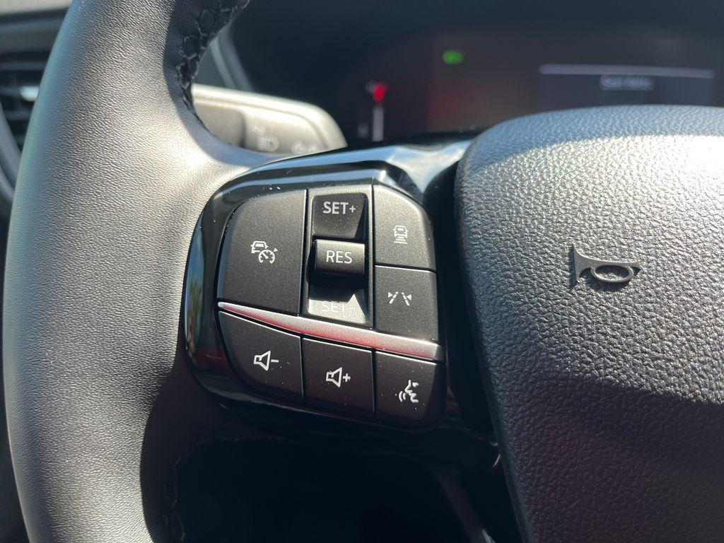 used 2025 Ford Escape PHEV car, priced at $28,998