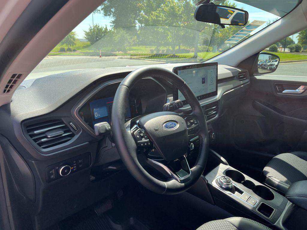 used 2025 Ford Escape PHEV car, priced at $28,998
