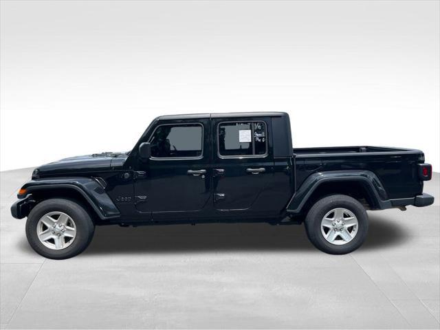 used 2023 Jeep Gladiator car, priced at $31,903