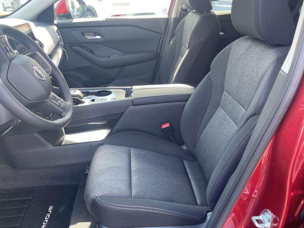 new 2026 Nissan Rogue car, priced at $33,050