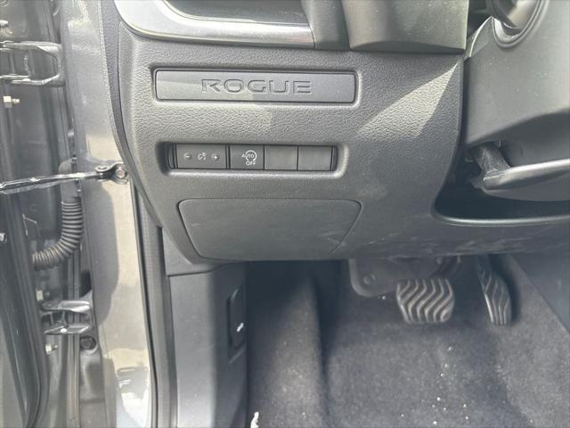 used 2023 Nissan Rogue car, priced at $21,079