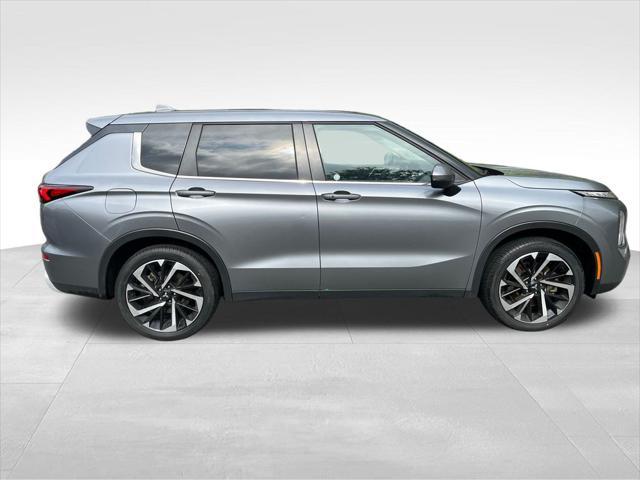 used 2024 Mitsubishi Outlander car, priced at $24,279