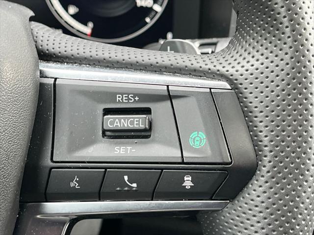 used 2024 Mitsubishi Outlander car, priced at $24,279