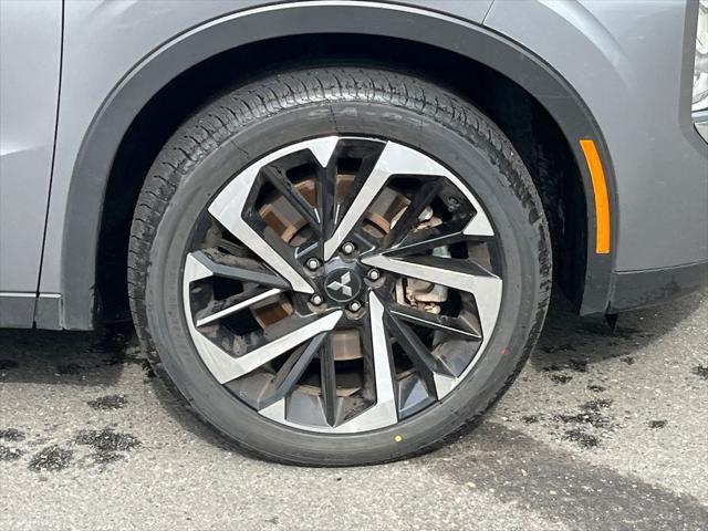 used 2024 Mitsubishi Outlander car, priced at $24,279