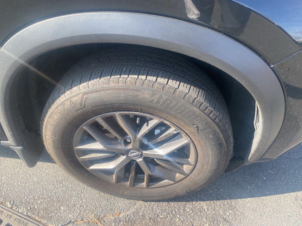 used 2023 Nissan Rogue car, priced at $22,519