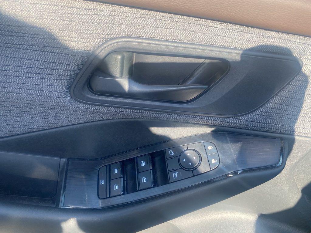 used 2023 Nissan Rogue car, priced at $22,519