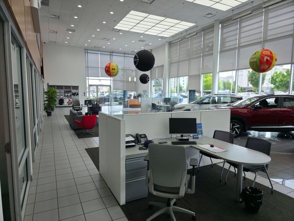 used 2023 Chevrolet Bolt EUV car, priced at $23,519