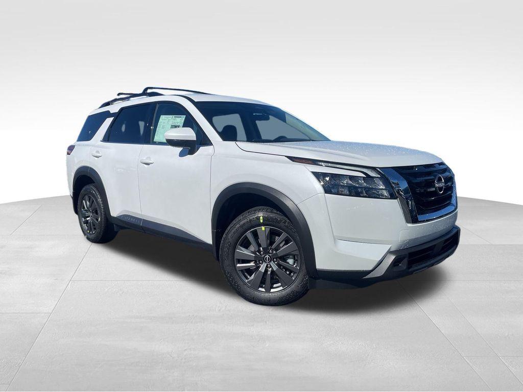 new 2025 Nissan Pathfinder car, priced at $33,882