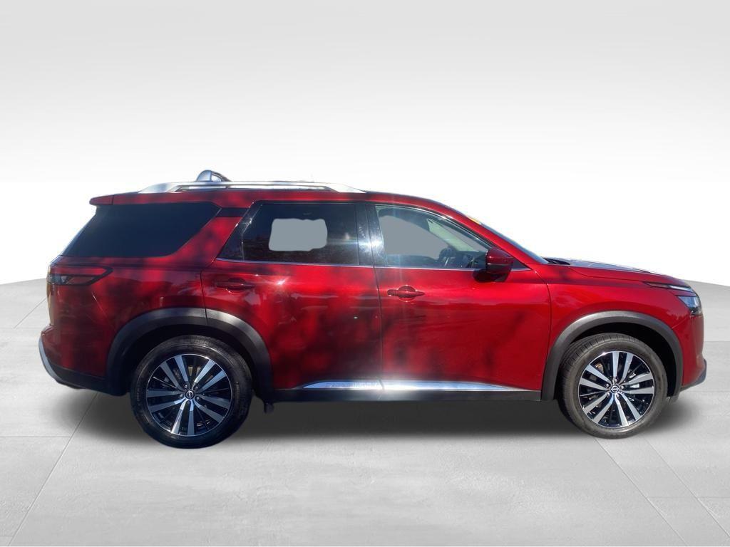 used 2023 Nissan Pathfinder car, priced at $28,900