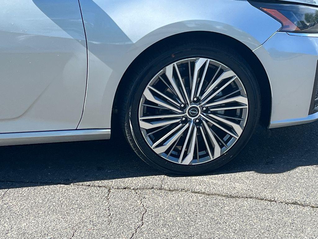 used 2023 Nissan Altima car, priced at $19,440