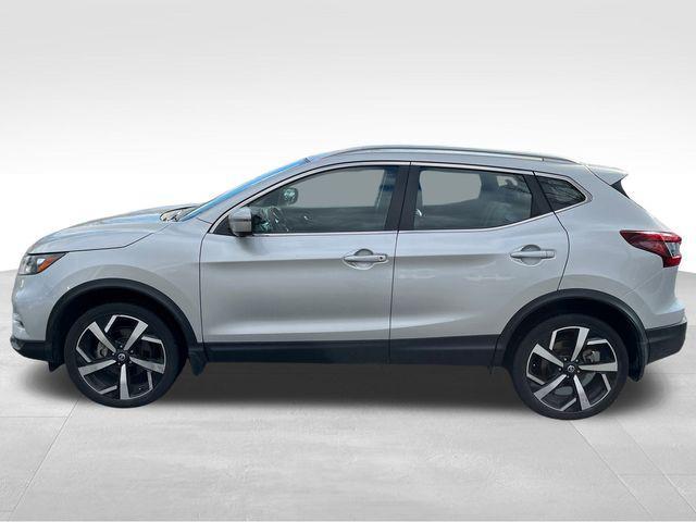 used 2022 Nissan Rogue Sport car, priced at $19,998