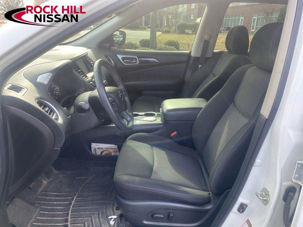 used 2020 Nissan Pathfinder car, priced at $13,972