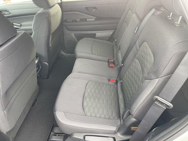 new 2025 Nissan Pathfinder car, priced at $36,885