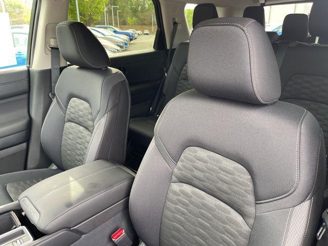 new 2025 Nissan Pathfinder car, priced at $36,885