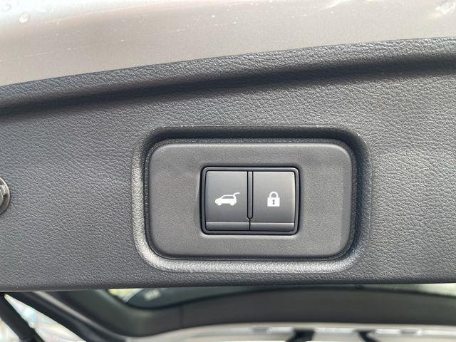 new 2025 Nissan Pathfinder car, priced at $36,885