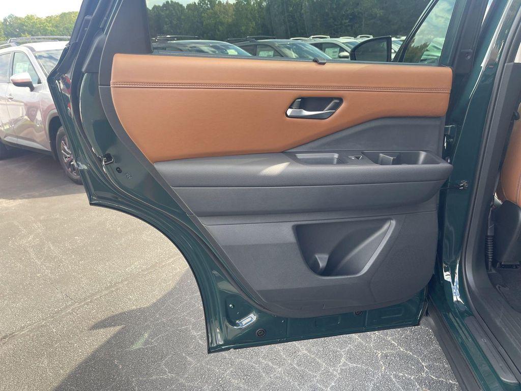 new 2025 Nissan Pathfinder car, priced at $44,146