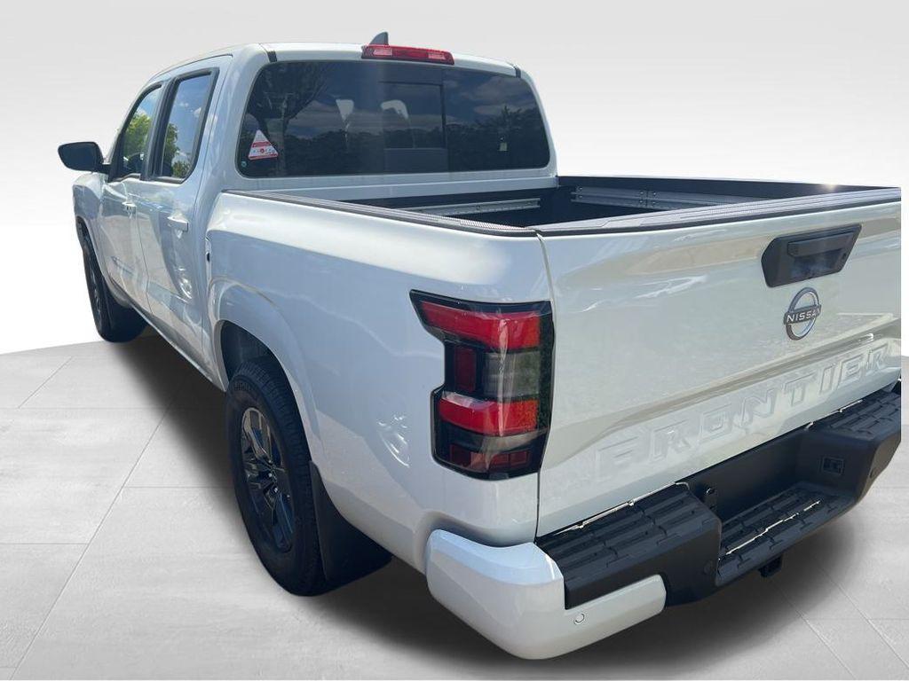 new 2025 Nissan Frontier car, priced at $35,841
