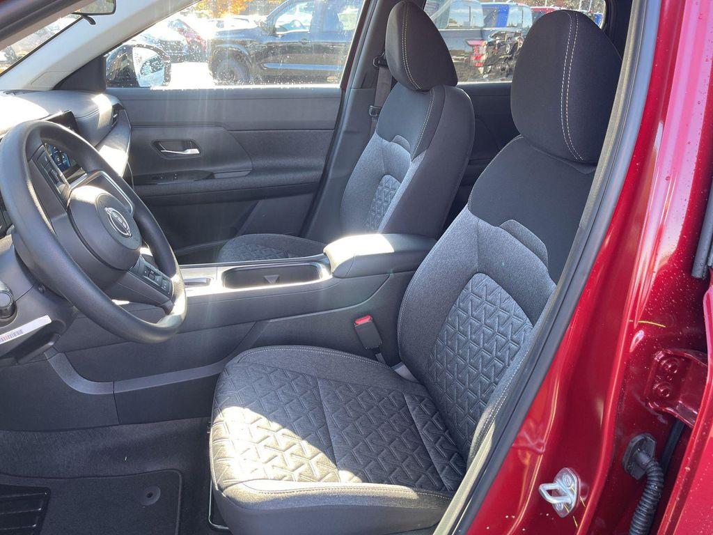 new 2026 Nissan Kicks car, priced at $29,886