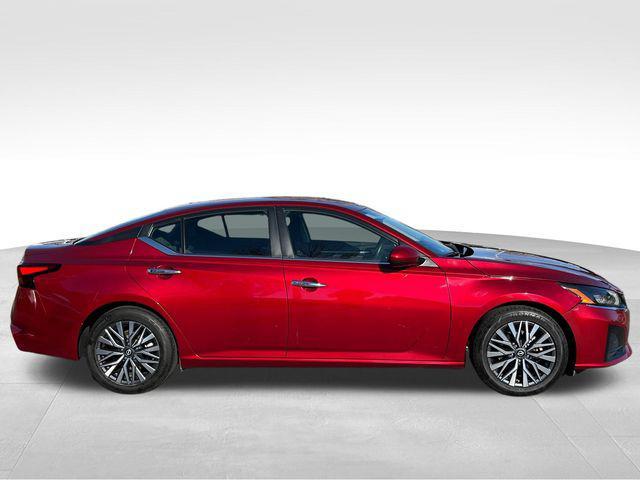 used 2023 Nissan Altima car, priced at $19,338