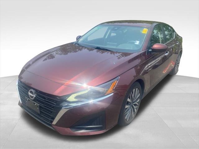 used 2023 Nissan Altima car, priced at $21,643
