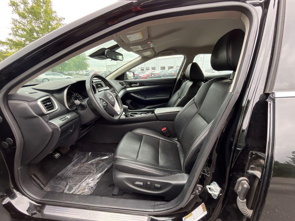 used 2023 Nissan Maxima car, priced at $22,118