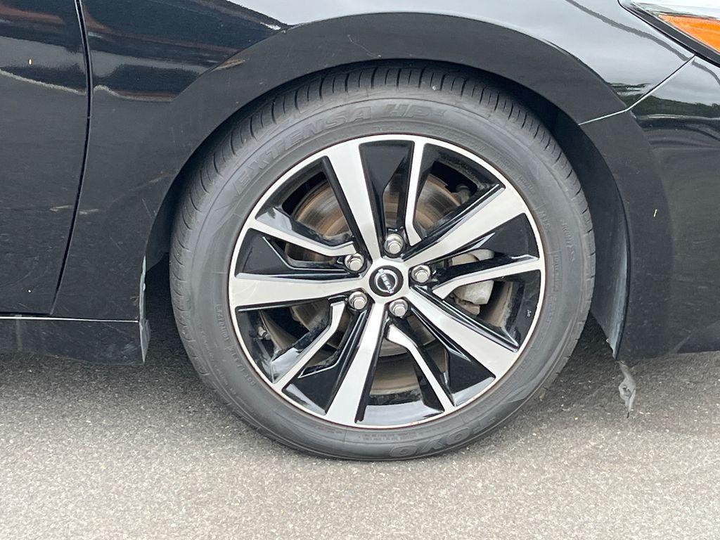 used 2023 Nissan Maxima car, priced at $22,118