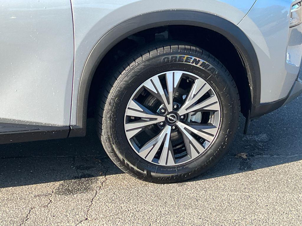 used 2023 Nissan Rogue car, priced at $19,284