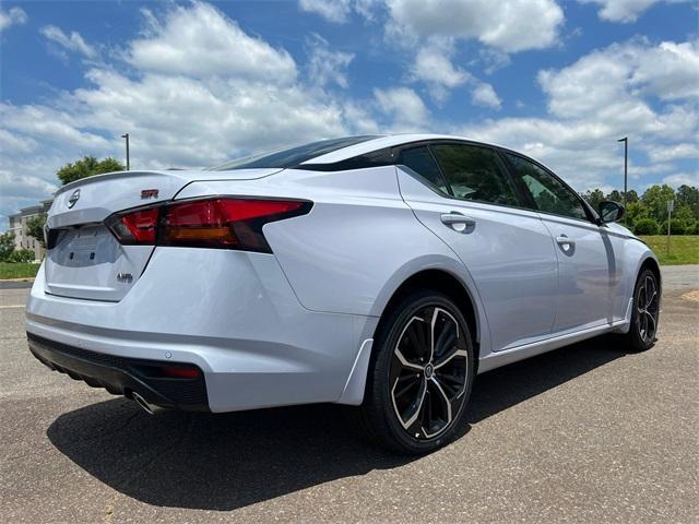 new 2024 Nissan Altima car, priced at $31,527