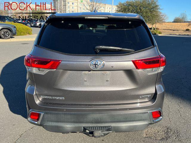 used 2018 Toyota Highlander car, priced at $21,293