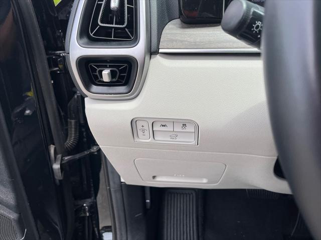 used 2022 Kia Sorento car, priced at $26,945