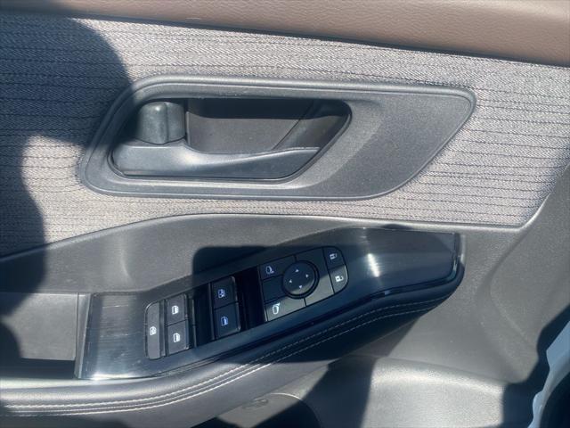 used 2021 Nissan Rogue car, priced at $19,132