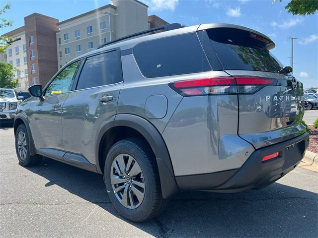 new 2024 Nissan Pathfinder car, priced at $40,635