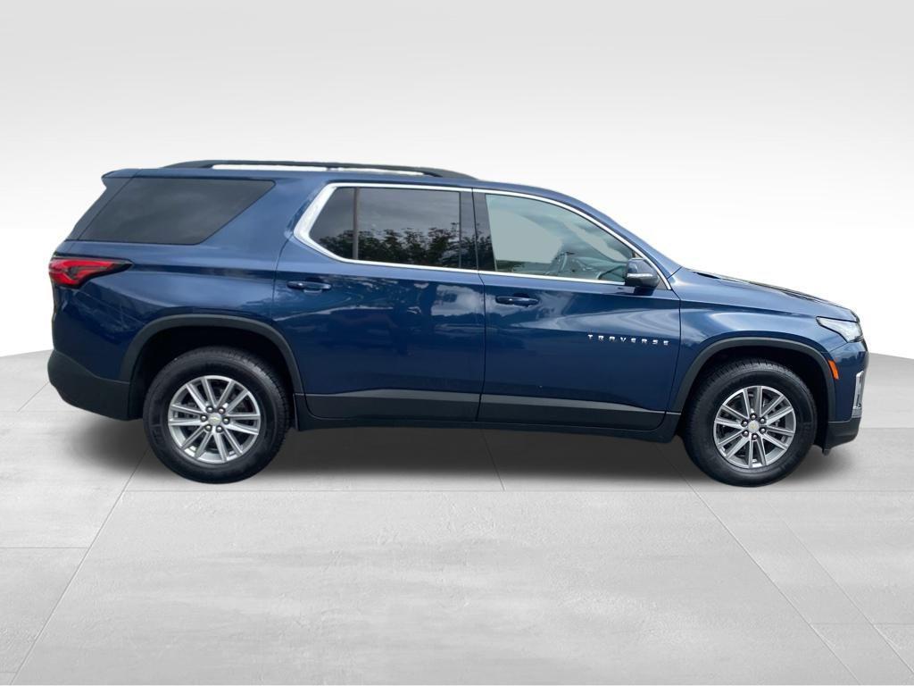 used 2022 Chevrolet Traverse car, priced at $27,576