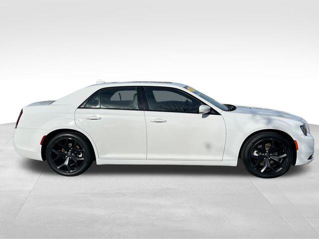 used 2022 Chrysler 300 car, priced at $22,650