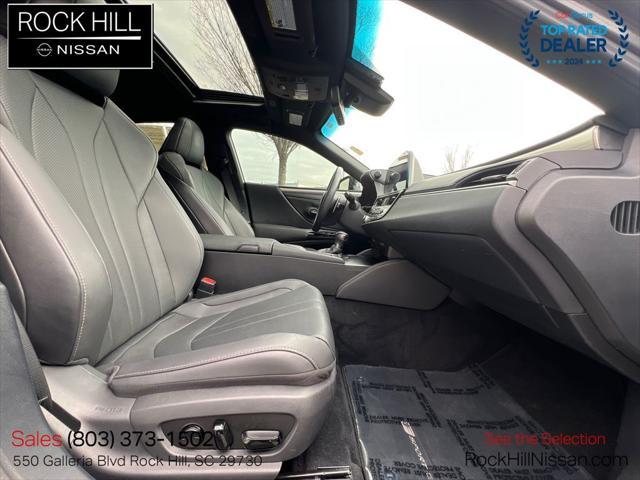 used 2022 Lexus ES 350 car, priced at $36,989
