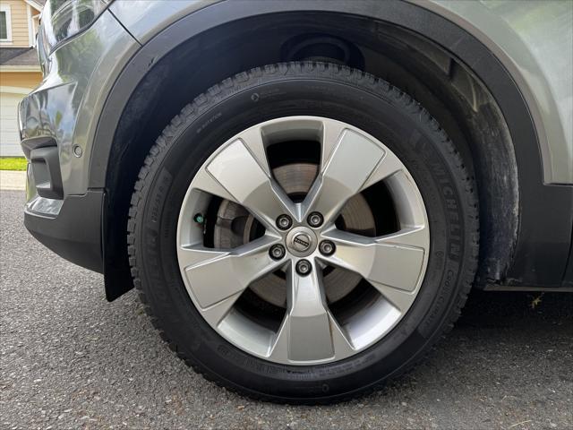 used 2019 Volvo XC40 car, priced at $20,895