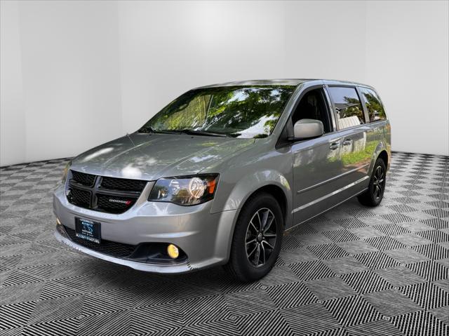 used 2015 Dodge Grand Caravan car, priced at $5,880