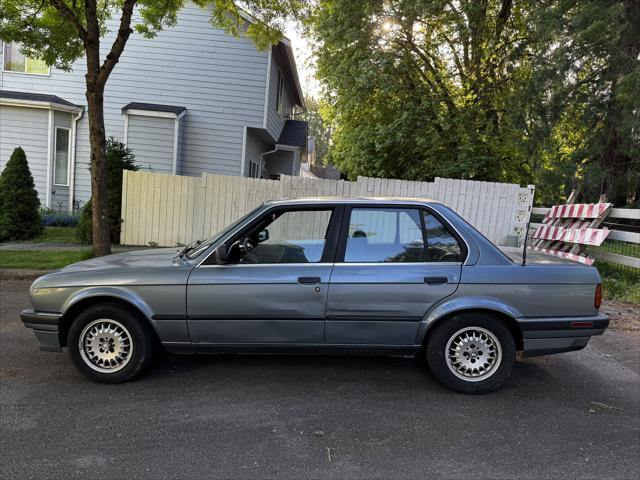 used 1989 BMW 325 car, priced at $6,600