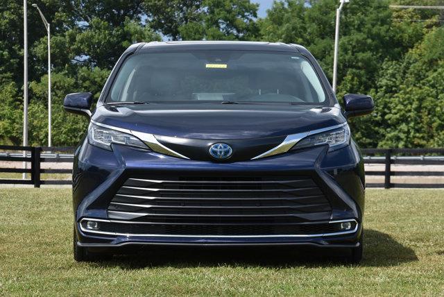 used 2023 Toyota Sienna car, priced at $37,830