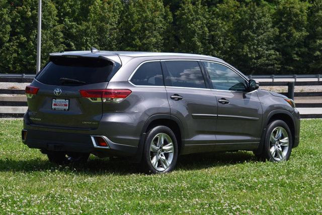 used 2017 Toyota Highlander car, priced at $23,579