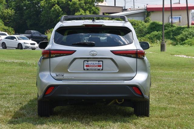 used 2023 Toyota Highlander car, priced at $36,731